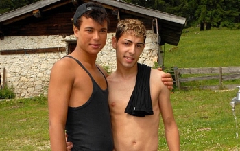 Marek and Travis fuck in mountains