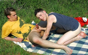 Matze Fucks Manuel on the Grass